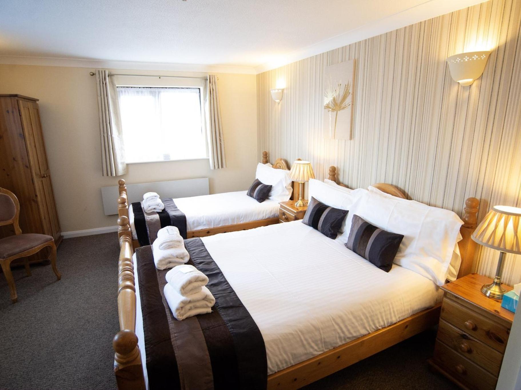 The Heath Inn Leighton Buzzard Bagian luar foto